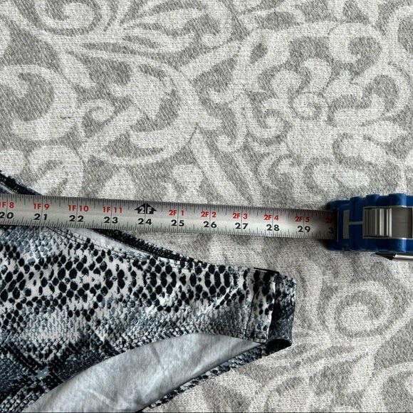 Womens bodysuits size S - Picture 4 of 10